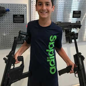 Meet your Posher, Elior